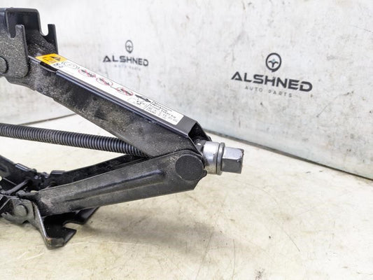 2020-2022 Buick Encore GX Spare Tire Floor Jack 42608319 OEM - Alshned Auto Parts