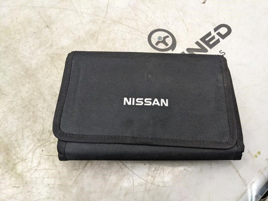 2019 Nissan Altima Sedan Owners Manual set with Case OM19EA-0L34U1 OEM - Alshned Auto Parts