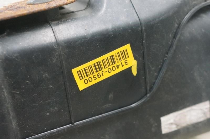 18-20 Hyundai Kona Fuel Vapor Evaporator Emission Canister 31410-J9600 OEM - Alshned Auto Parts