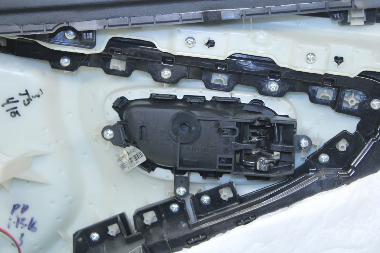 2015-2018 Nissan Murano Platinum Front Left Driver Door Trim Panel 80901-5AD2D - Alshned Auto Parts