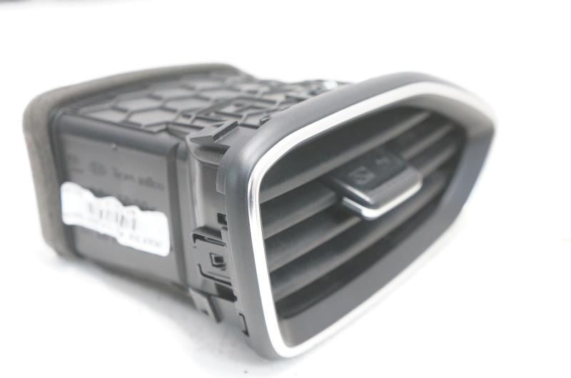 19-23 Hyundai Santa Fe Dash Left Side Outer Air Vent Duct Grille 97480-S2000-VCS3