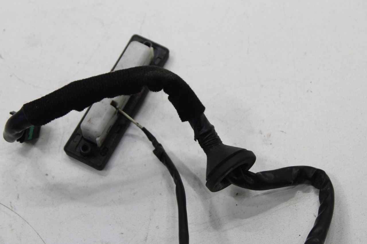 2016-2020 Kia Sorento LX License Plate Lamp Set w/ Liftgate Release Lock Handle - Alshned Auto Parts