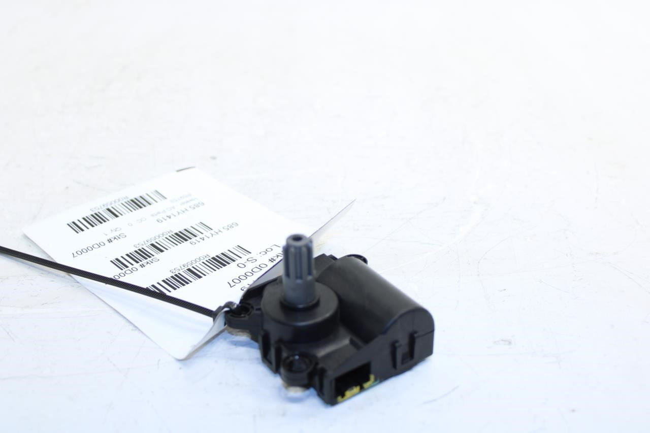 2019-20 Hyundai Santa Fe HVAC Heater Blend Door Actuator Motor D332-JY9AA05 OEM - Alshned Auto Parts