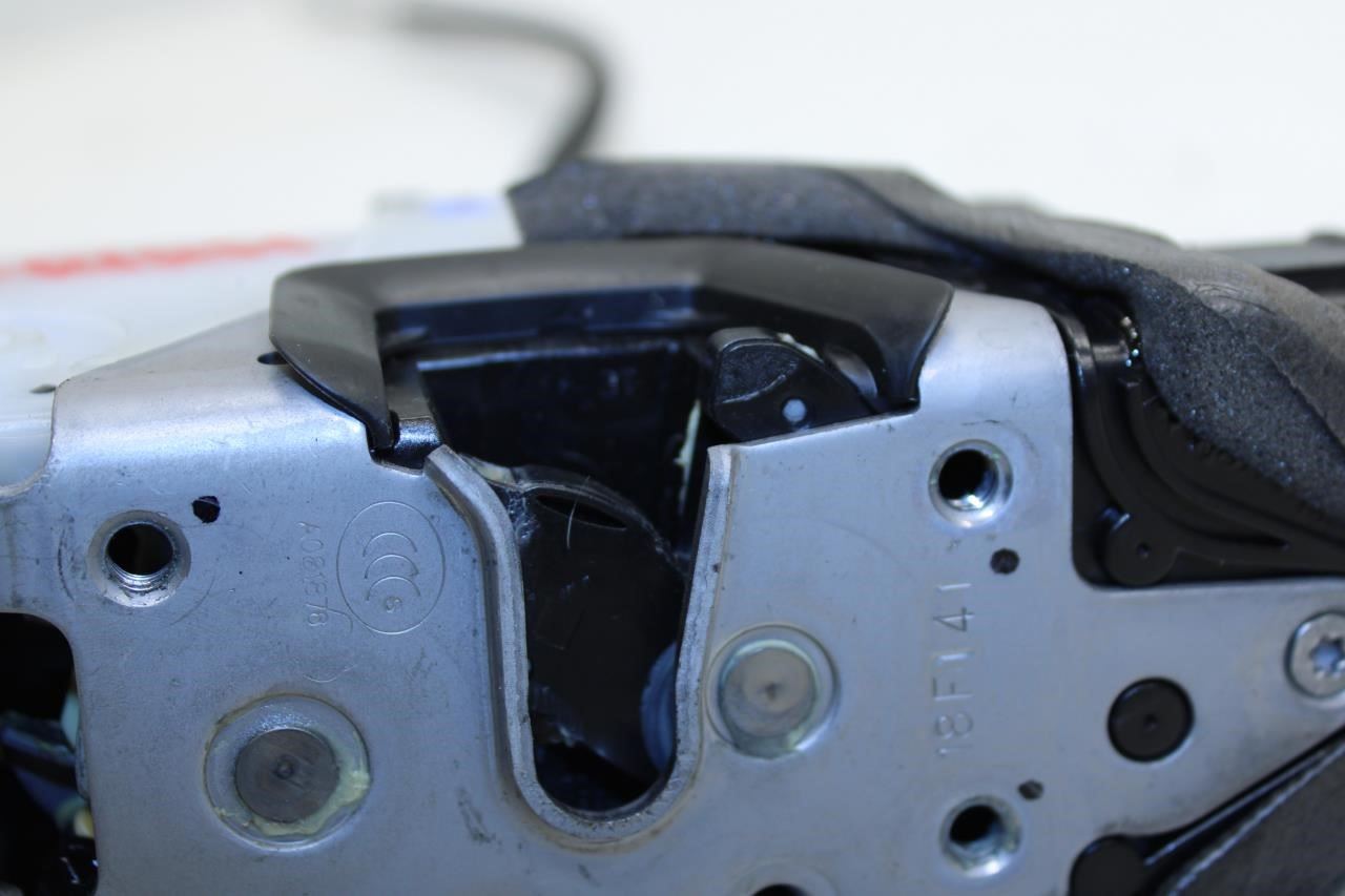 2013-2022 Buick Encore Front Right Side Door Lock Latch Actuator 13579523 OEM - Alshned Auto Parts