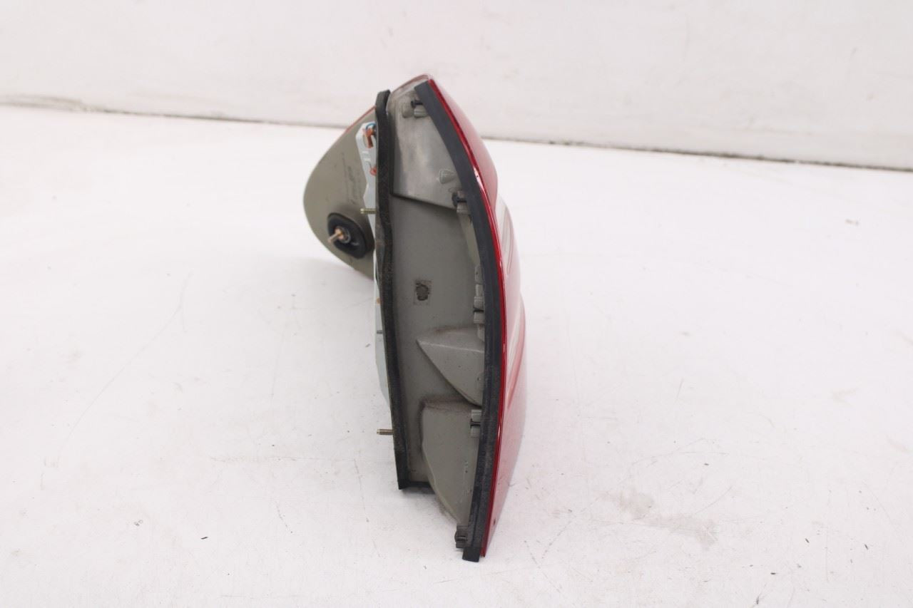 03-06 Mercedes-Benz E500 Rear Right Passenger Side Tail Light Lamp 211-820-06-64 - Alshned Auto Parts