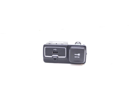 15-18 Jeep Renegade FR Center Console AUX USB Socket Power Outlet 5UW00LXHAA OEM - Alshned Auto Parts