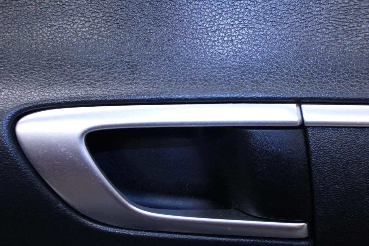2020-22 Hyundai Sonata SE Front Right Passenger Door Trim Panel 82302-L0000-NNB - Alshned Auto Parts