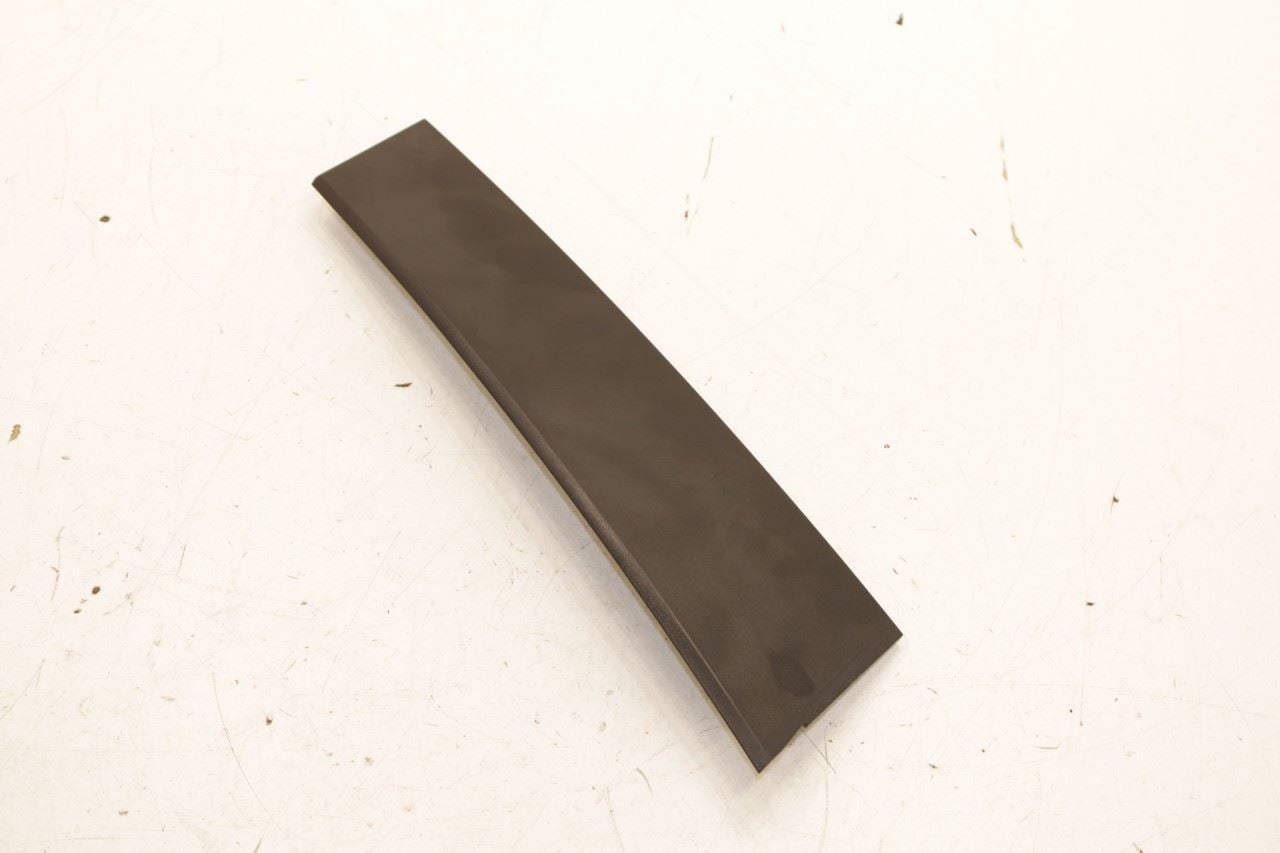 20-25 Mazda CX-30 2.5 S Front Left Side Door B Pillar Exterior Molding DGH950M21 - Alshned Auto Parts