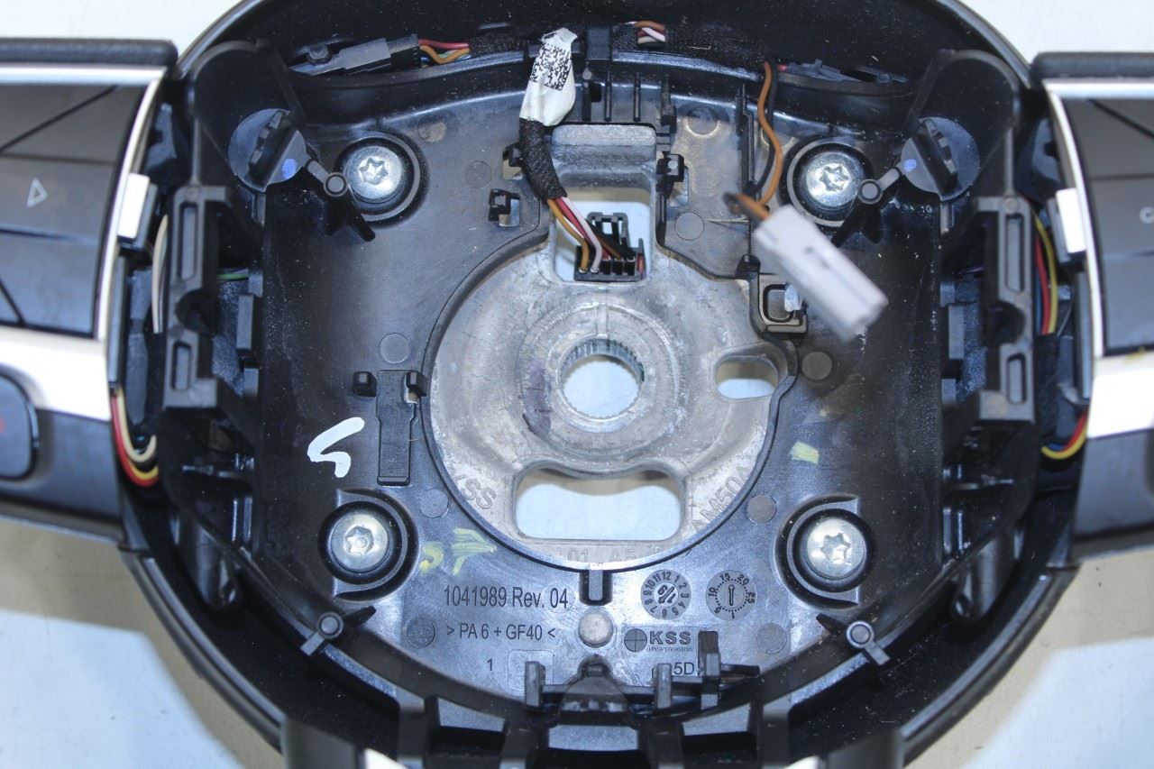 15-22 Jeep Renegade Sport 2.4L FWD Steering Wheel w/ Control Buttons 6QZ83LXHAA - Alshned Auto Parts