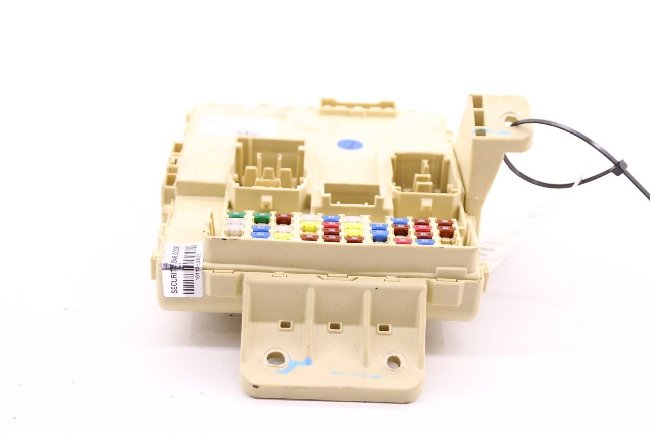 19-20 Hyundai Santa Fe SEL 2.4L Cabin Instrument Panel Fuse Relay Junction Block - Alshned Auto Parts