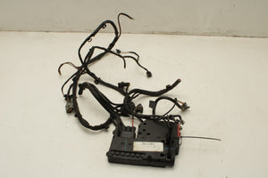 11-13 Mercedes-Benz E350 4Matic Battery Fuse Relay Box Positive Terminal Module