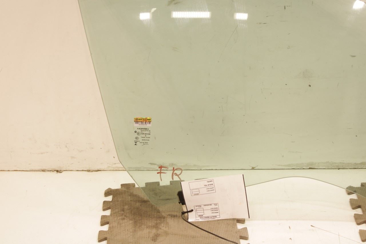2014-2023 Jeep Cherokee Latitude Front Right Door Window Glass 68104584AD OEM - Alshned Auto Parts