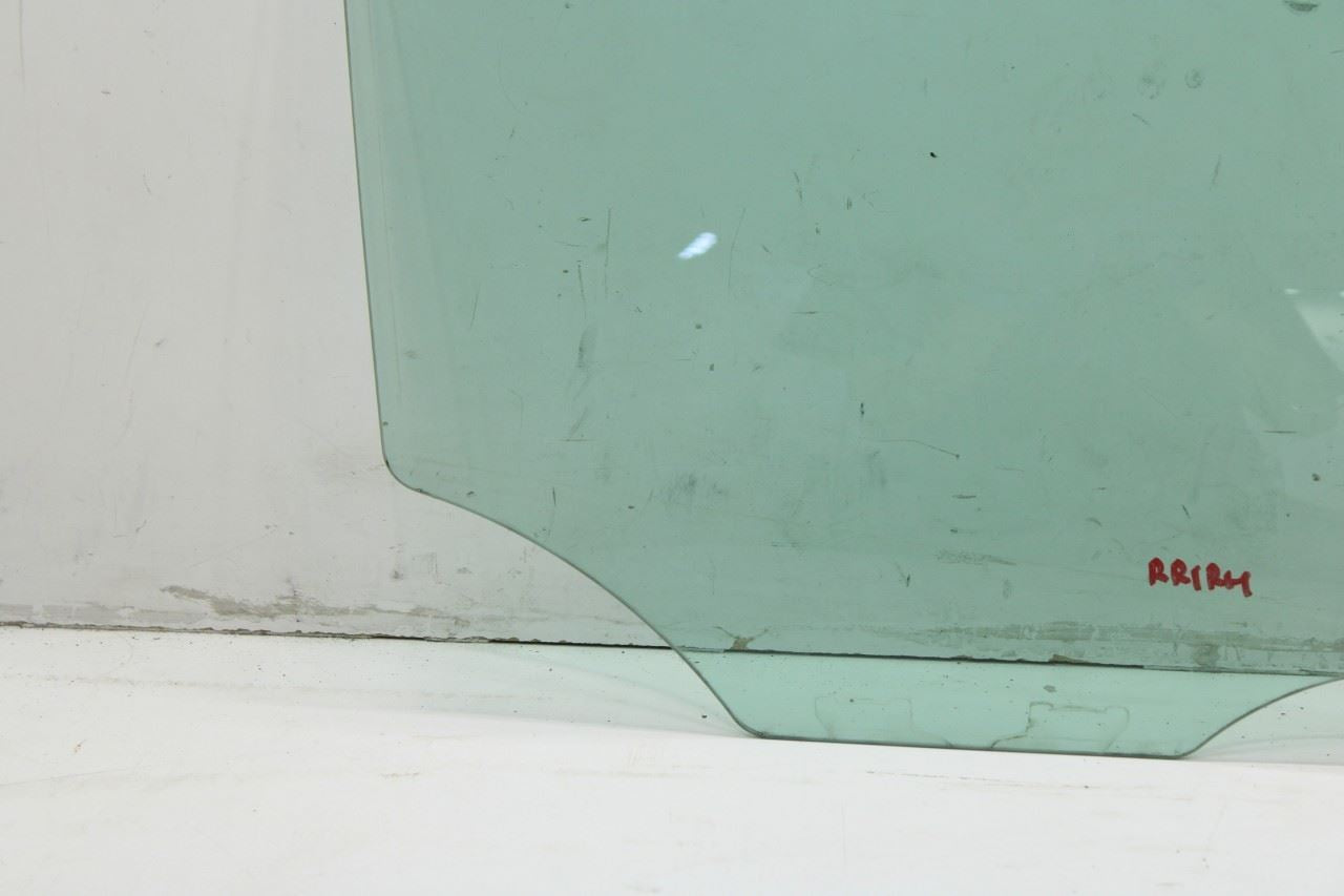 2017-2019 Alfa Romeo Giulia Ti AWD 2.0L Rear Right Side Door Window Glass R65898 - Alshned Auto Parts