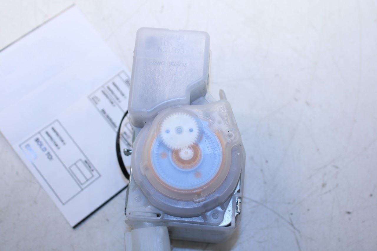 2012-2015 Mercedes-Benz ML350 3.5L RWD Rear Center 2nd Row Seat Belt Retractor - Alshned Auto Parts