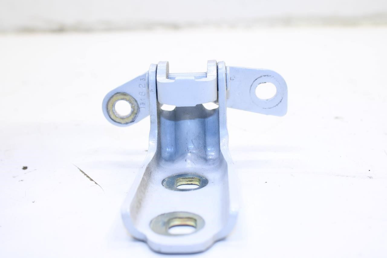 2019-24 Cadillac XT4 Premium Rear RH Door Hinge Upper and Lower Set 13590932 OEM - Alshned Auto Parts