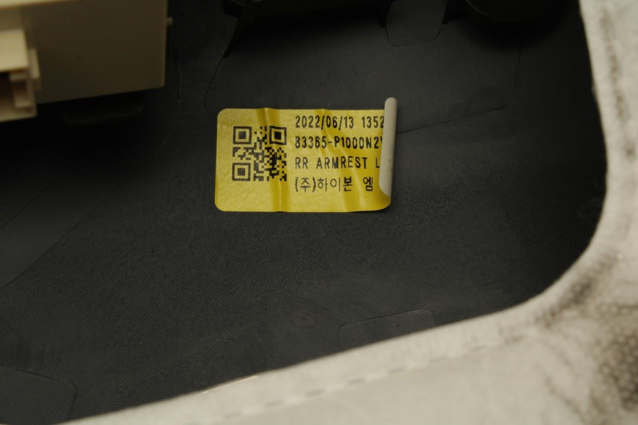 2023-25 Kia Sportage Hybrid EX Rear Right Door Trim Panel 83308-P1420-BP8 *ReaD* - Alshned Auto Parts