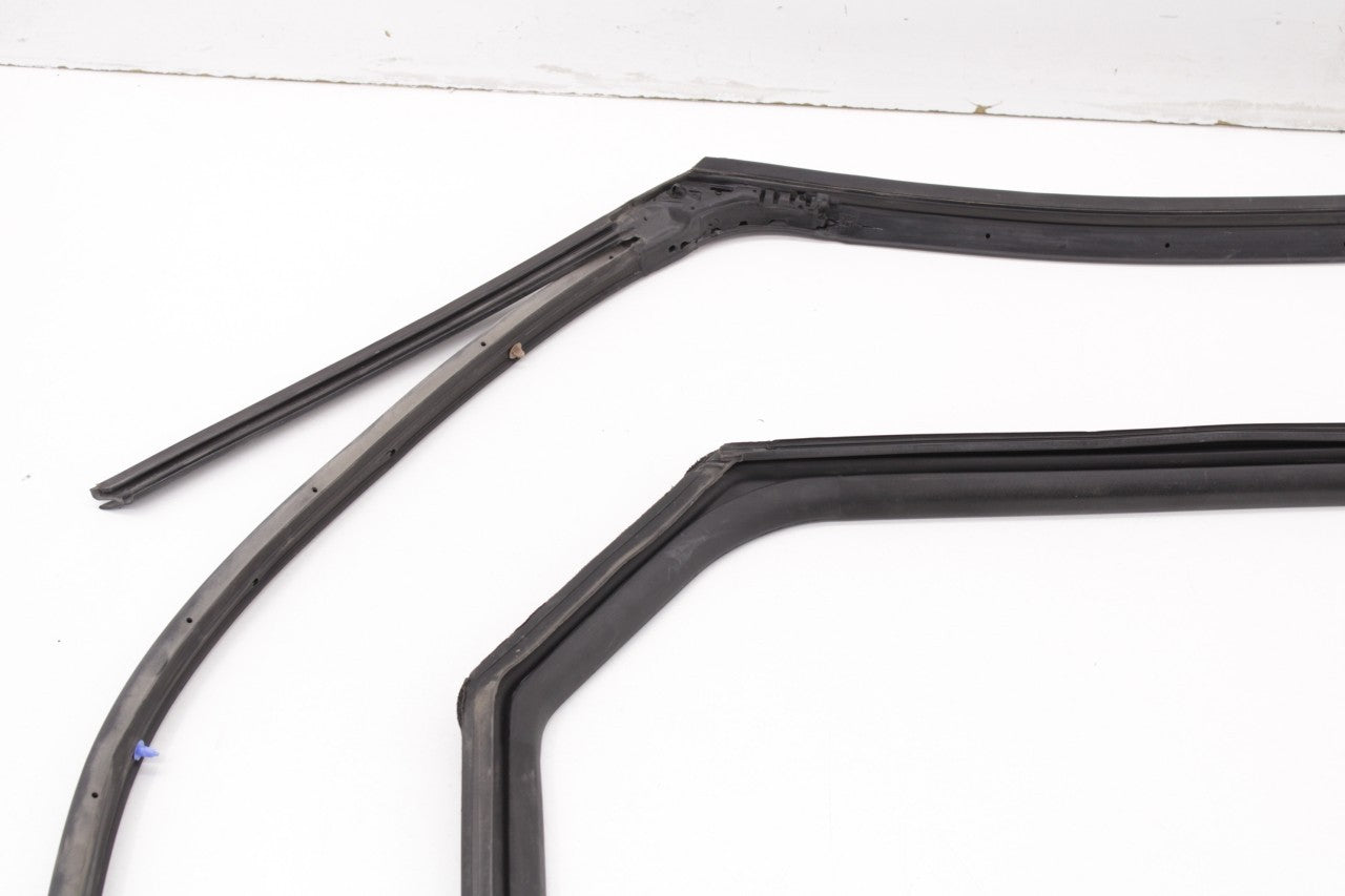 2021-2024 Kia K5 GT-Line Rear Right Side Door Weatherstrip Set 83140L3000 OEM - Alshned Auto Parts