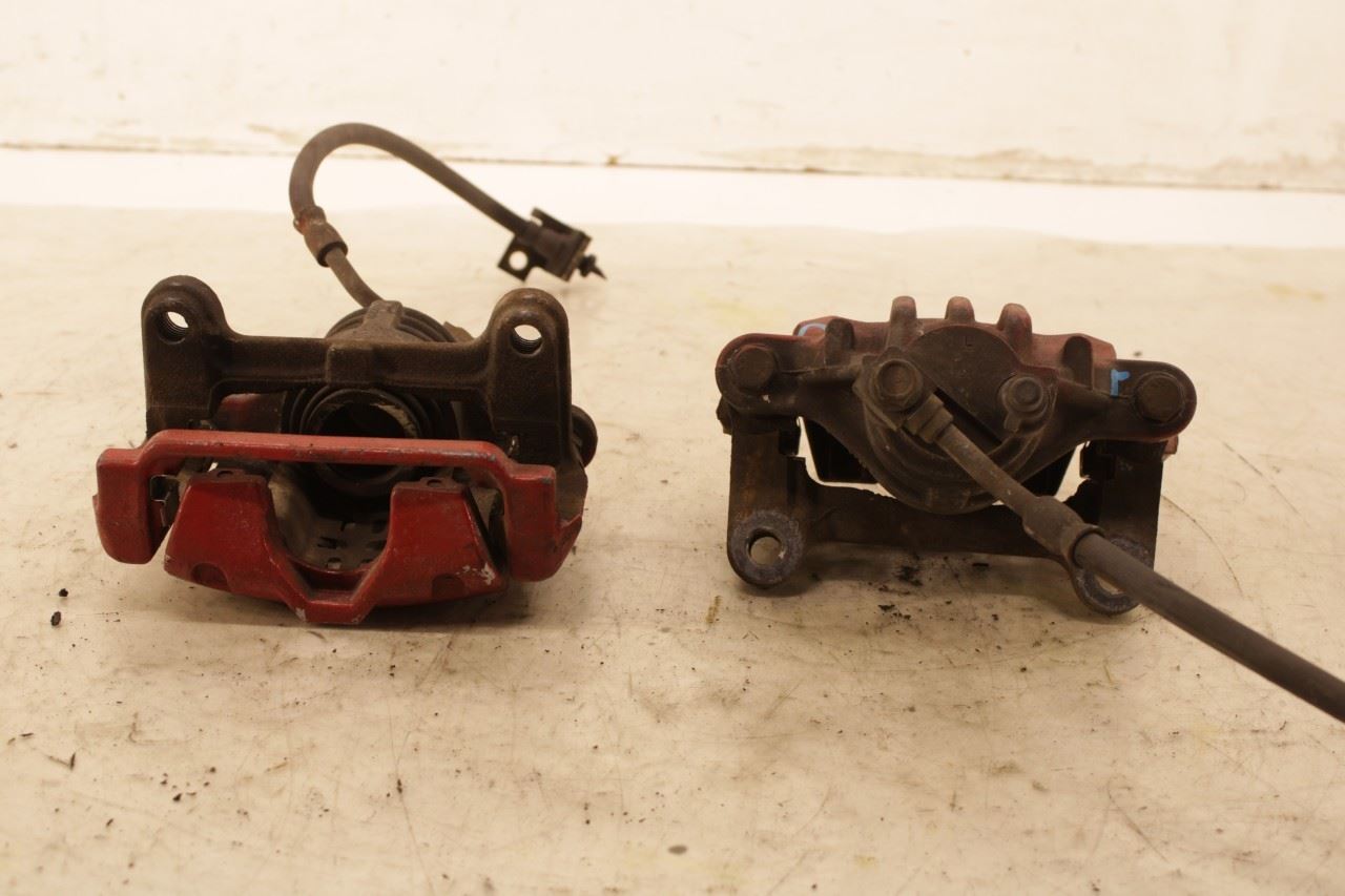 1997-2004 Chevrolet Corvette Rear Right and Left Driver Side Brake Disc Caliper - Alshned Auto Parts