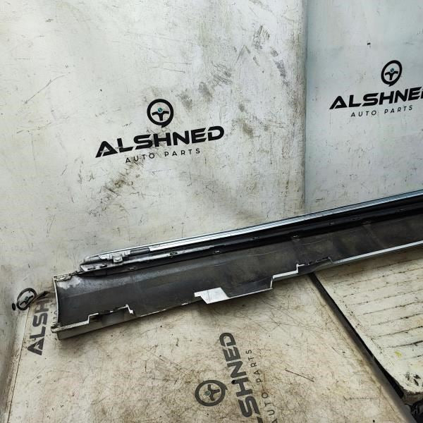 2015-2020 Mercedes-Benz C300 Left Rocker Panel Molding 205-690-07-40 OEM *ReaD* - Alshned Auto Parts