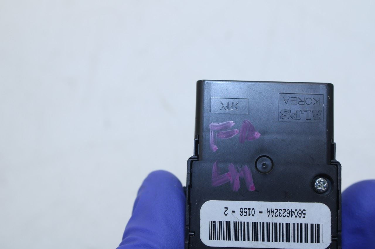 2017-2020 Maserati Ghibli Front Left Side Power Seat Adjustment Switch 673000293 - Alshned Auto Parts