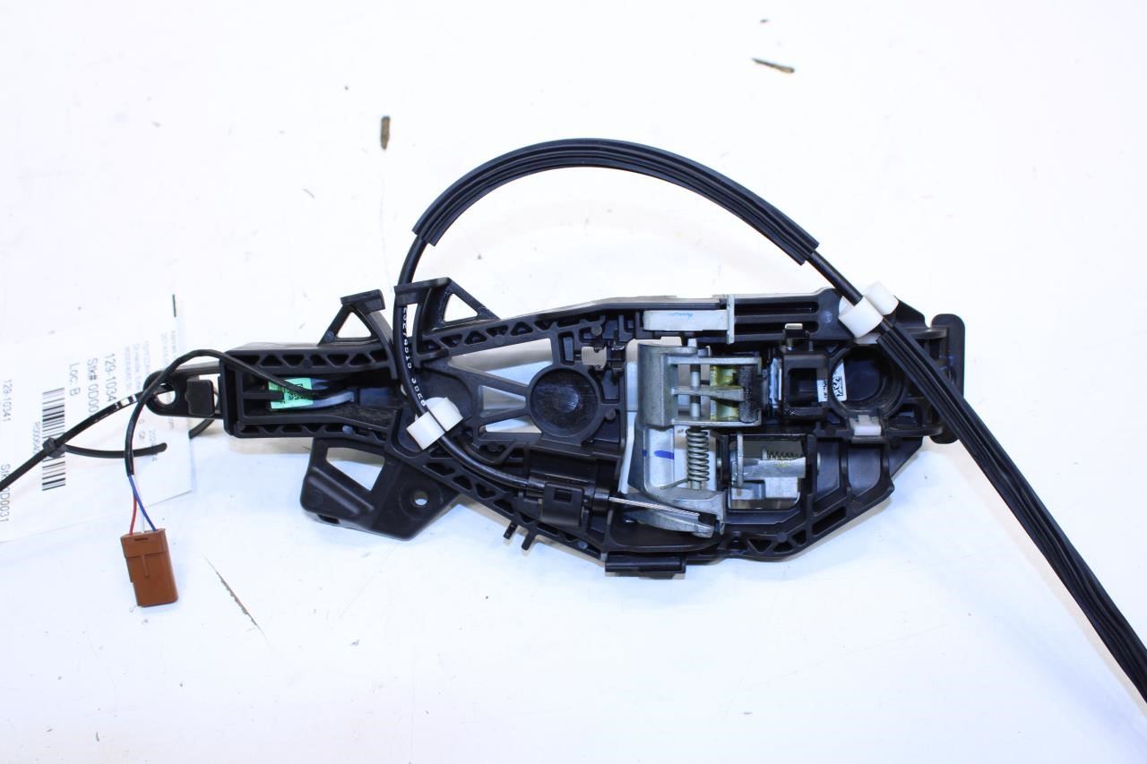 2019-2024 Cadillac XT4 Premium Rear Right Side Door Exterior Handle 13509689 OEM - Alshned Auto Parts