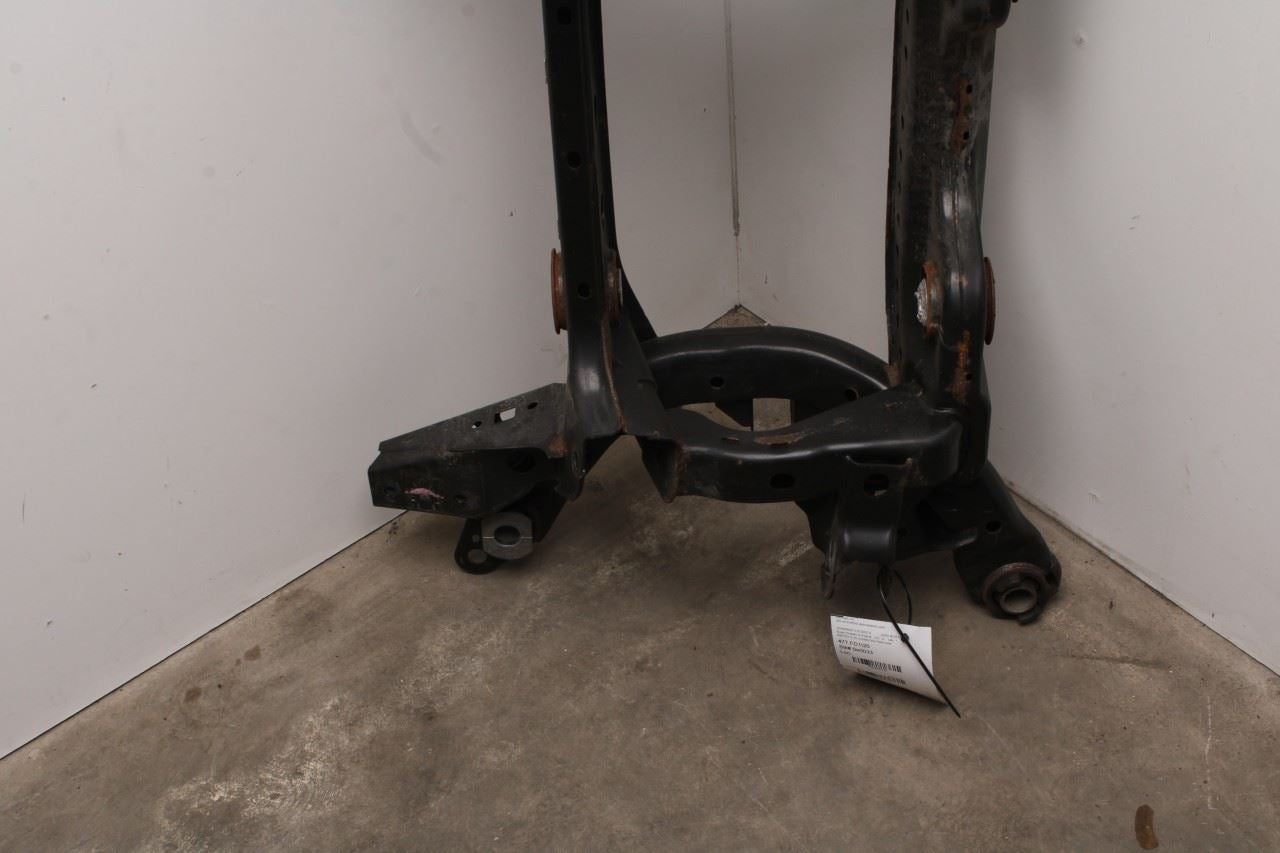 2018-26 Ford Mustang GT 5.0L RWD Rear Crossmember Subframe 6-MT JR3Z-5035-L OEM7