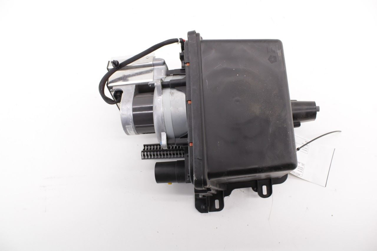 2017-19 Chrysler Pacifica Limited Rear Cargo Stow'N Vacuum Cleaner w/ Reservoir - Alshned Auto Parts