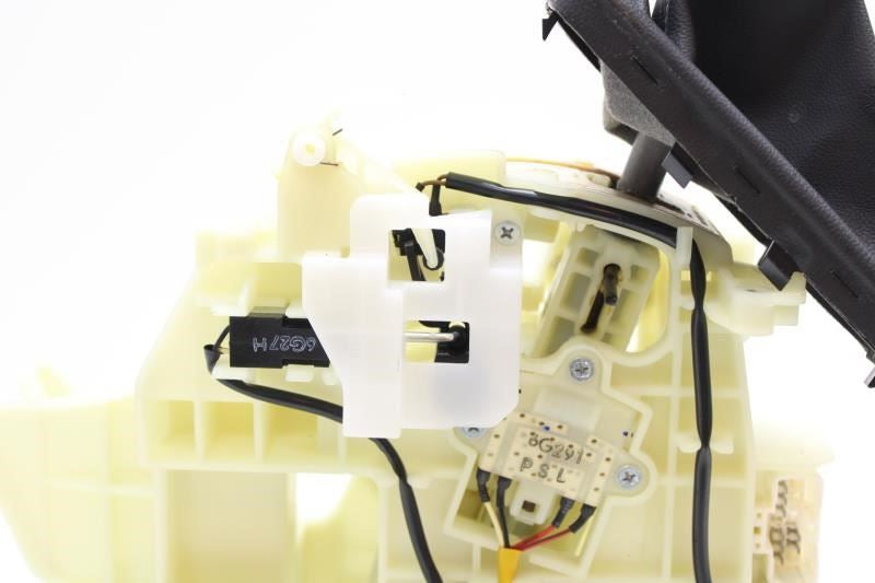 2017-2019 Kia Soul Automatic Transmission Gear Shift Assembly 46700B2420 OEM - Alshned Auto Parts