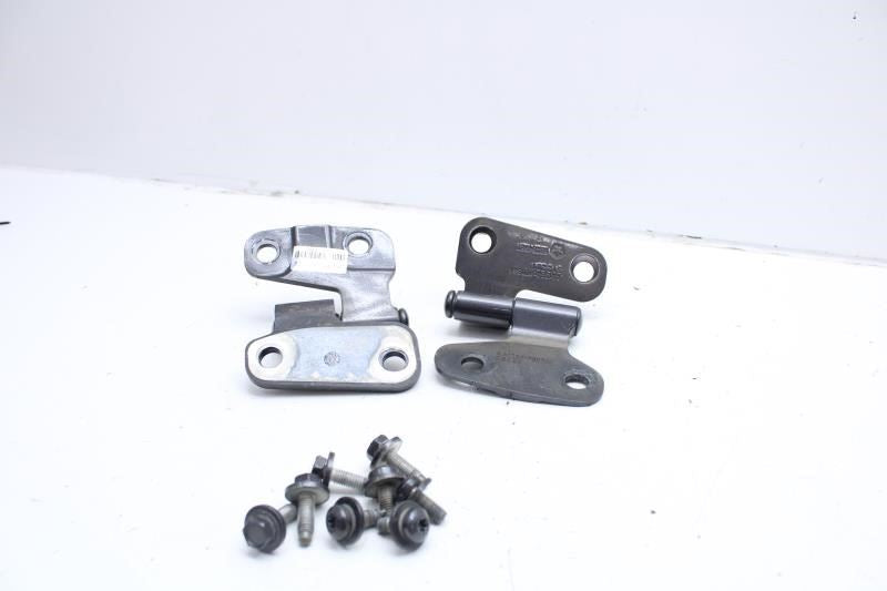 2020-24 Jeep Gladiator FR RH and LH Windshield Hinge w/ Bolts Set 68284986AC OEM - Alshned Auto Parts