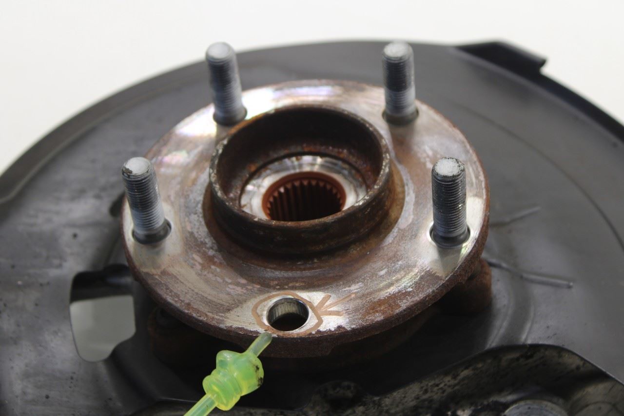 17-22 Infiniti Q60 Luxe Front Right Side Spindle Knuckle Hub 40014-4GA0A *ReaD* - Alshned Auto Parts