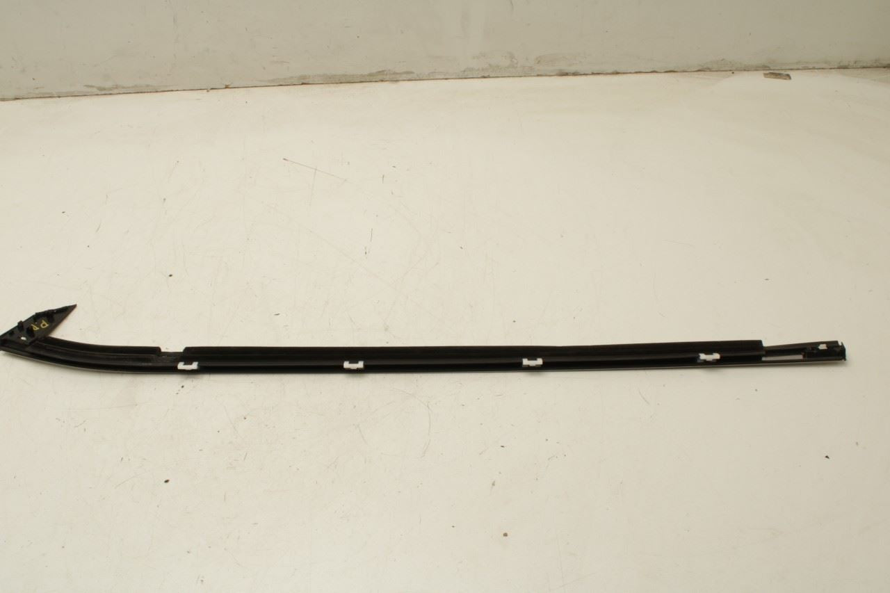 2023-25 Kia Sportage Hybrid EX Front Right Door Belt Outer w/ Inner Weatherstrip - Alshned Auto Parts