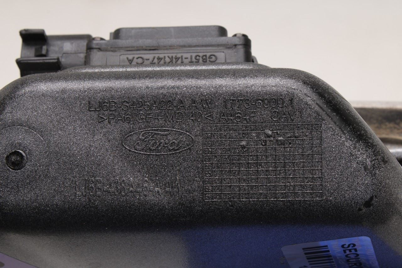 20-25 Ford Escape SEL AWD Rear Liftgate Trunk Release Handle LJ6B-S425A22-AA OEM - Alshned Auto Parts