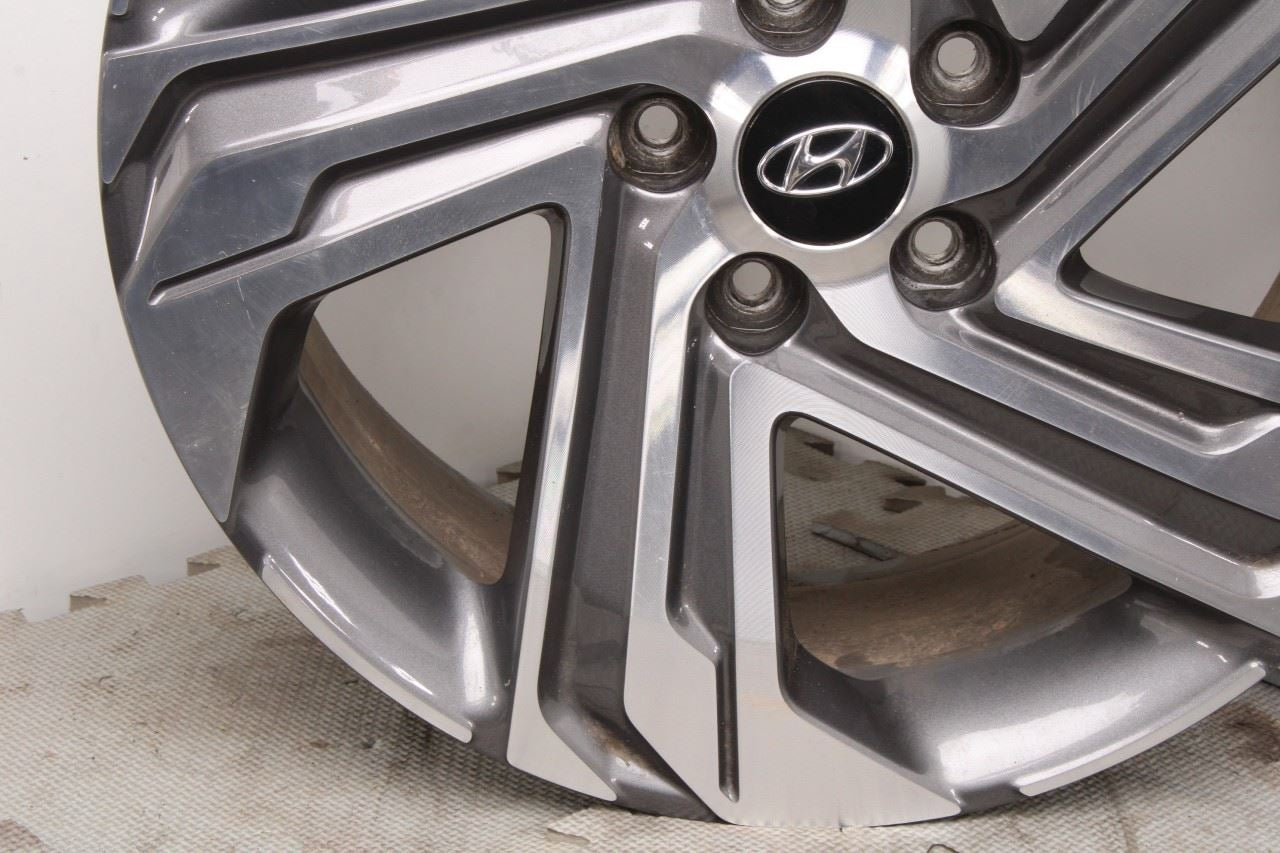 2021-2023 Hyundai Santa Fe SEL Aluminum Wheel R18x7.5J 5 Spoke 52910-S2610 OEM5