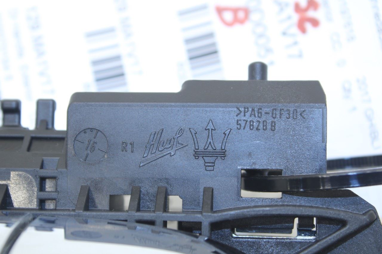 2017-21 Maserati Ghibli 3.0L RWD Rear Passenger Right Side Door Exterior Handle - Alshned Auto Parts