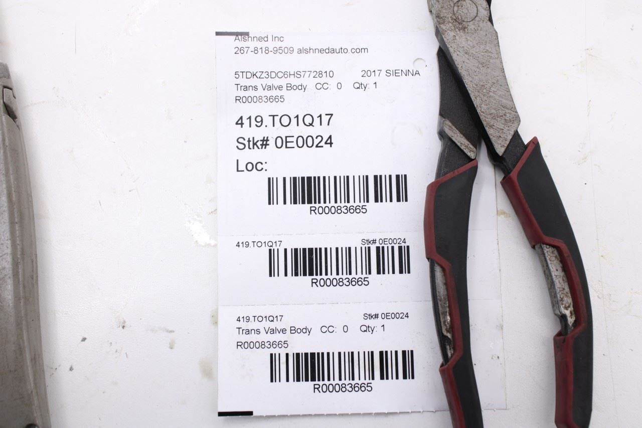 2016-2020 Toyota Sienna LE 3.5L 8-Speed Auto Transmission Valve Body w/ Oil Pan21