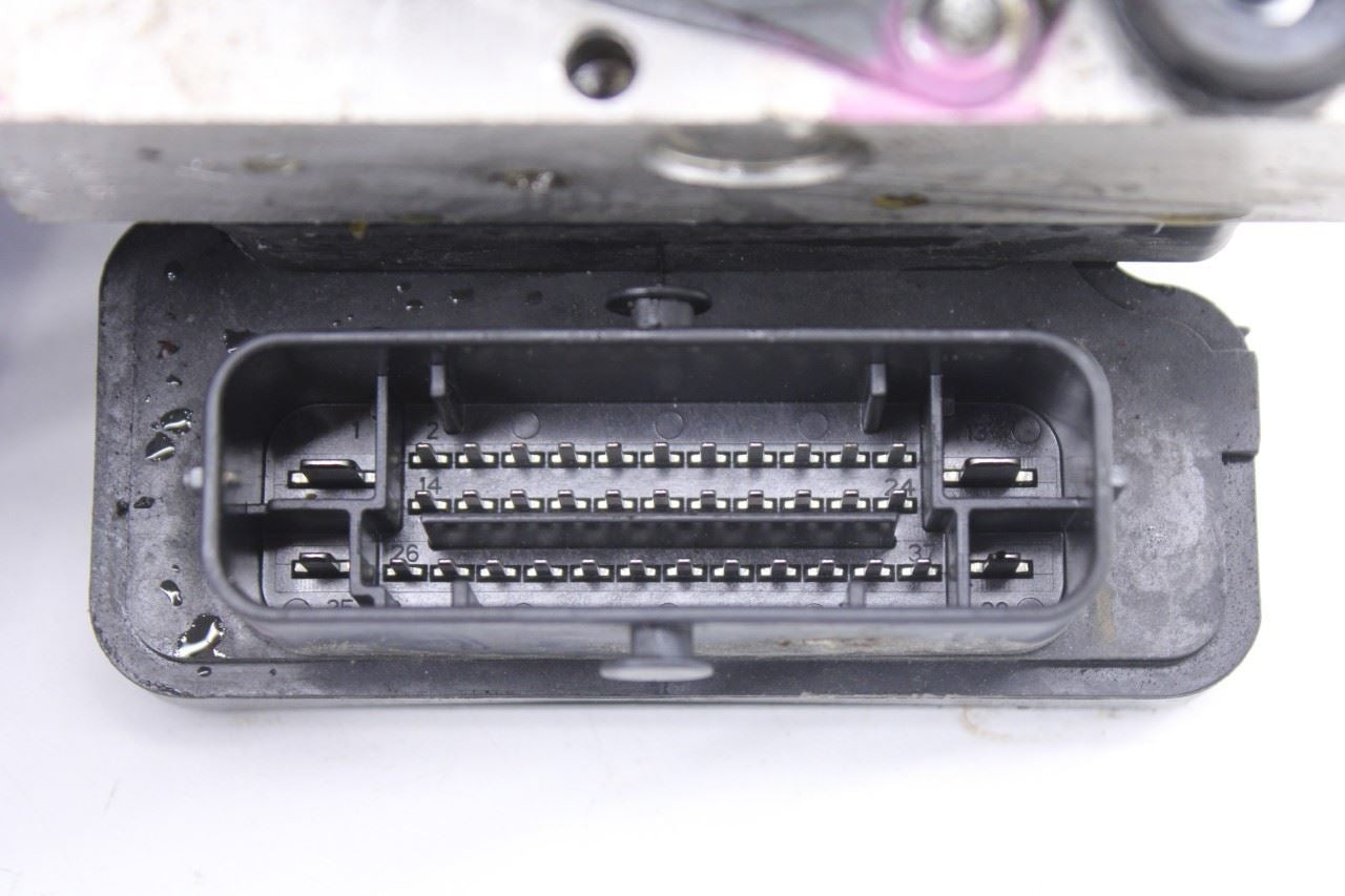 2013-2020 Dodge Grand Caravan GT 3.6L ABS Anti Lock Brake Pump Control Module 5