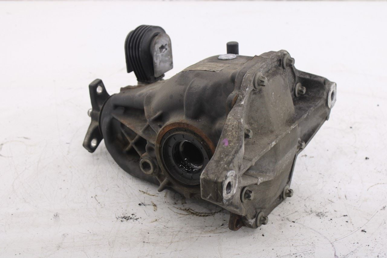 2016-17 Mercedes-Benz C300 4Matic 2.0L AWD Rear Differential Carrier 3.07 ratio8