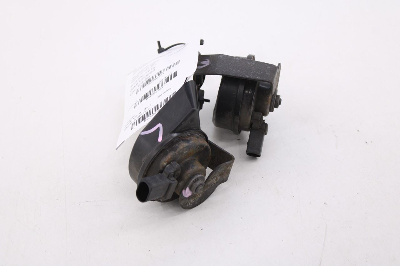 2011-2016 Porsche Cayenne S High and Low Note Horn w/ Bracket 958-951-184 OEM1