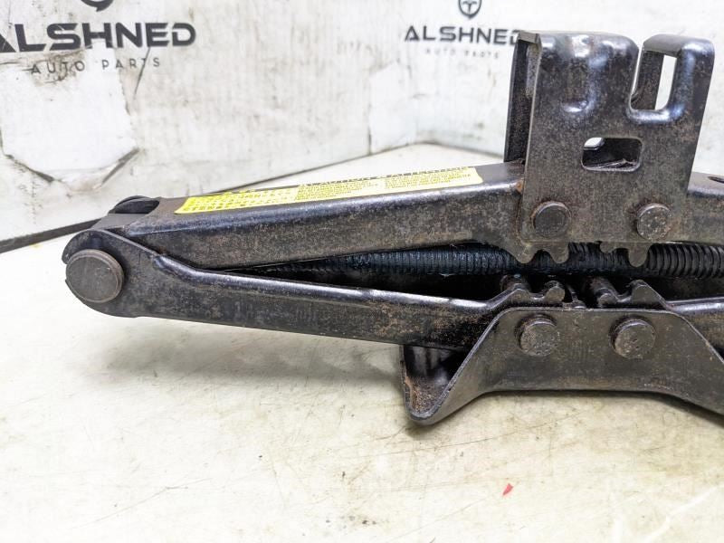 2005-2011 Toyota Camry Spare Tire Floor Jack 09111-AA010 OEM