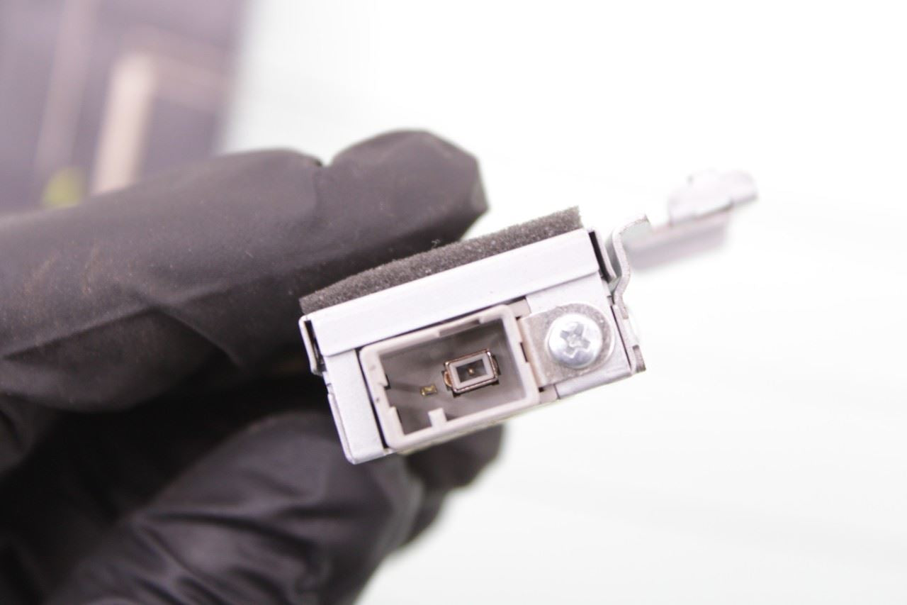 2013-2019 Nissan Sentra SL Rear Back Window Glass 79700-3SG0A OEM - Alshned Auto Parts