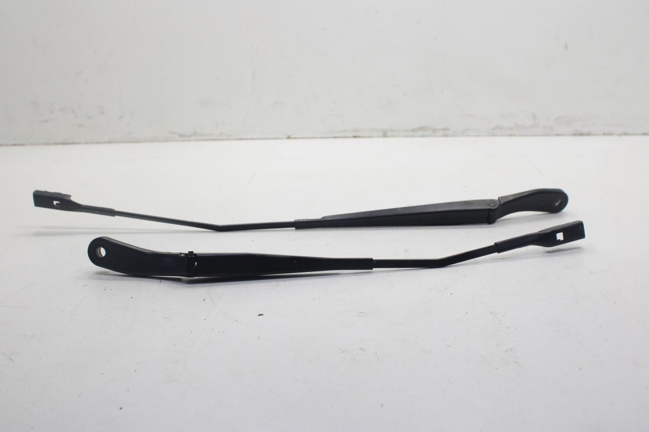 17-2025 Alfa Romeo Giulia Ti AWD 2.0L Front Left and Right Wiper Arm 68300869AA - Alshned Auto Parts