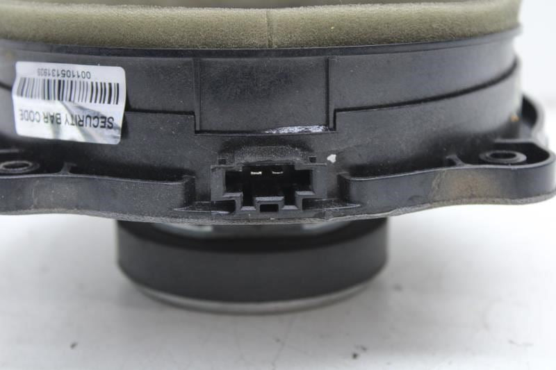 05-2009 Land Rover Range Rover Rear Door Harman/Kardon Logic 7 Speaker XQM500100 - Alshned Auto Parts