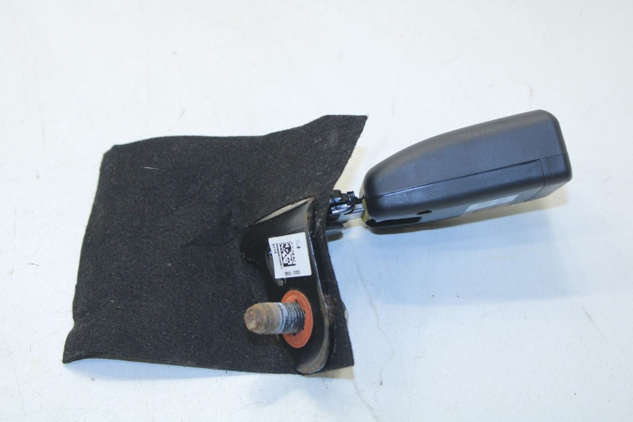11-17 Hyundai Veloster FWD Rear Right and Left Side 2nd Row Seat Belt Buckle Set - Alshned Auto Parts