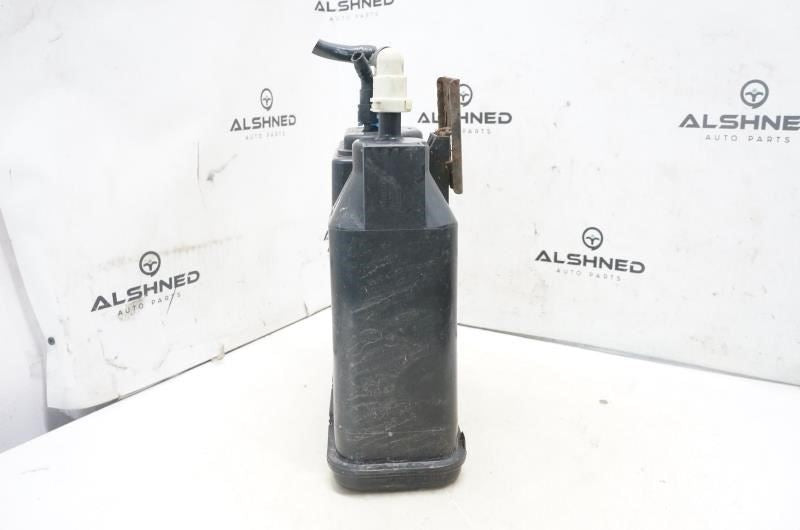 2004-2016 GMC Sierra 1500 Fuel Vapor Evaporator Emission Canister 15137021 OEM2