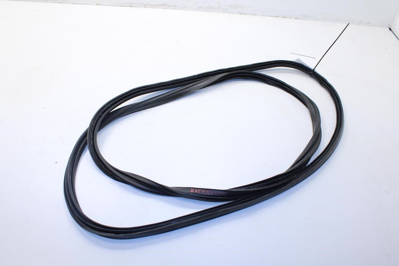2019-2020 Nissan Pathfinder SV Liftgate Tailgate Weatherstrip Seal 90832-3KA1B - Alshned Auto Parts