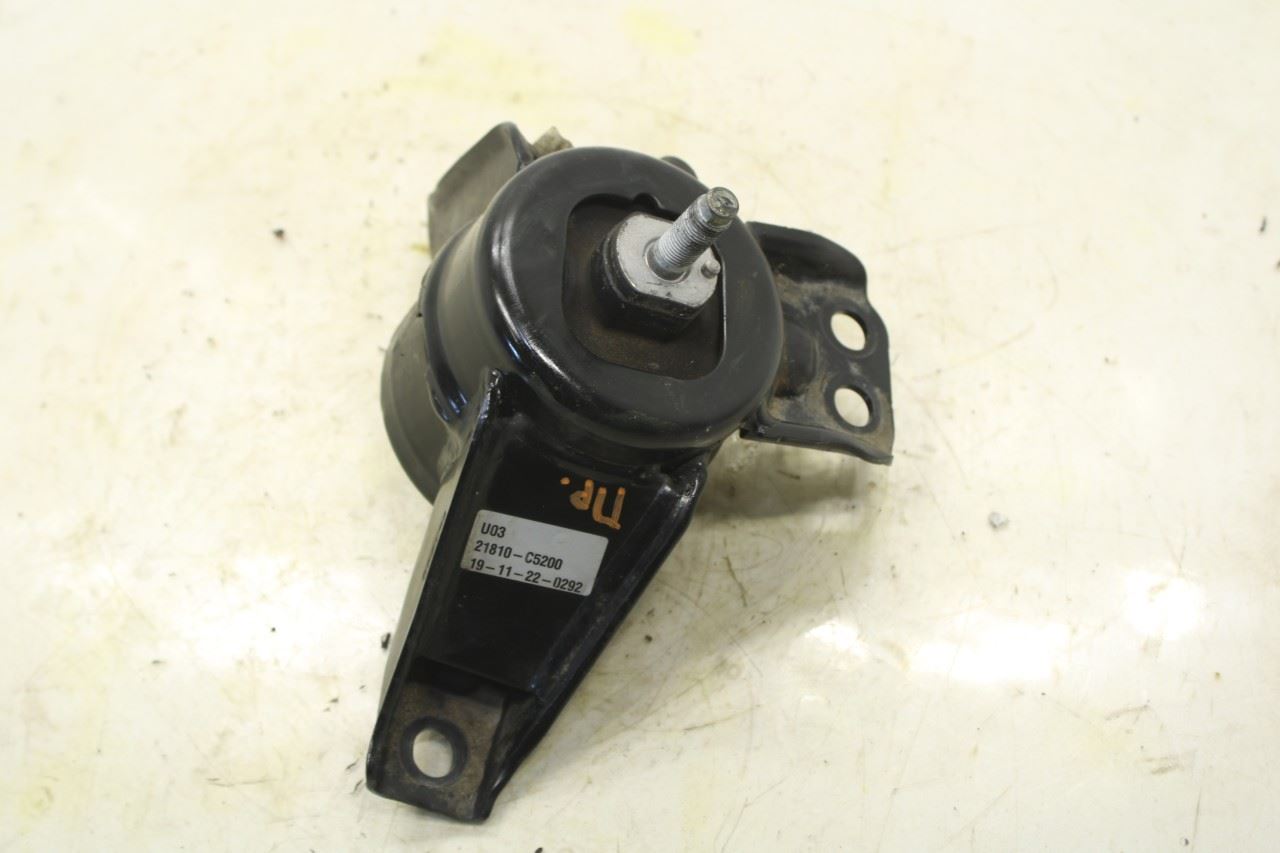16-20 Kia Sorento LX 3.3L Front Right Upper Engine Mount Bracket 21810-C5200 OEM - Alshned Auto Parts