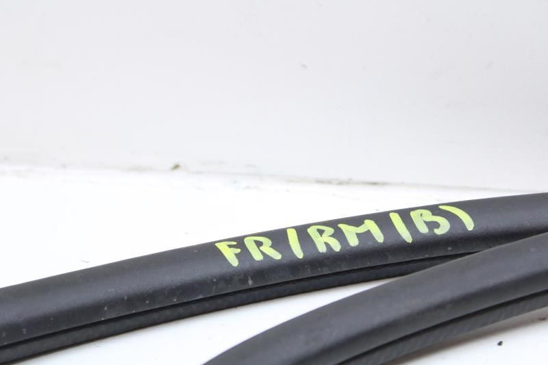 2019-2023 Jeep Cherokee Front Right Door Weatherstrip On Body 05056307AA OEM - Alshned Auto Parts