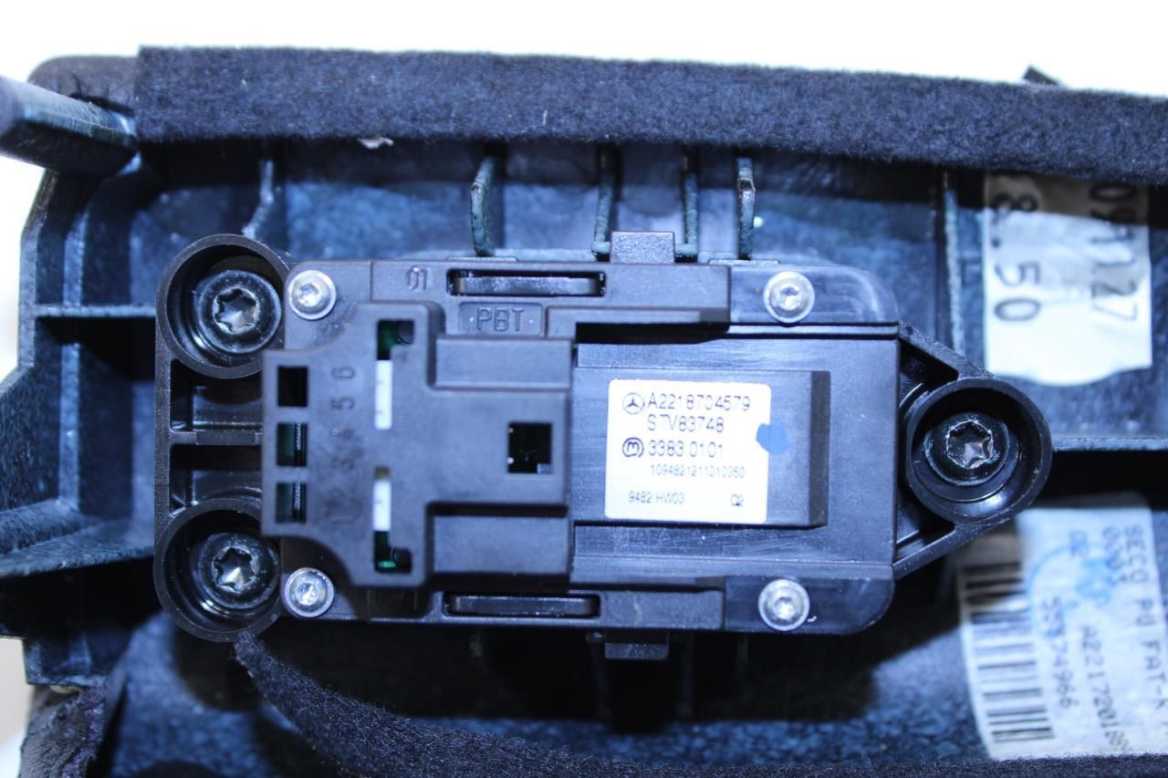 2007-2013 Mercedes-Benz S550 Front Right Side Power Window Switch 221-870-45-79 - Alshned Auto Parts