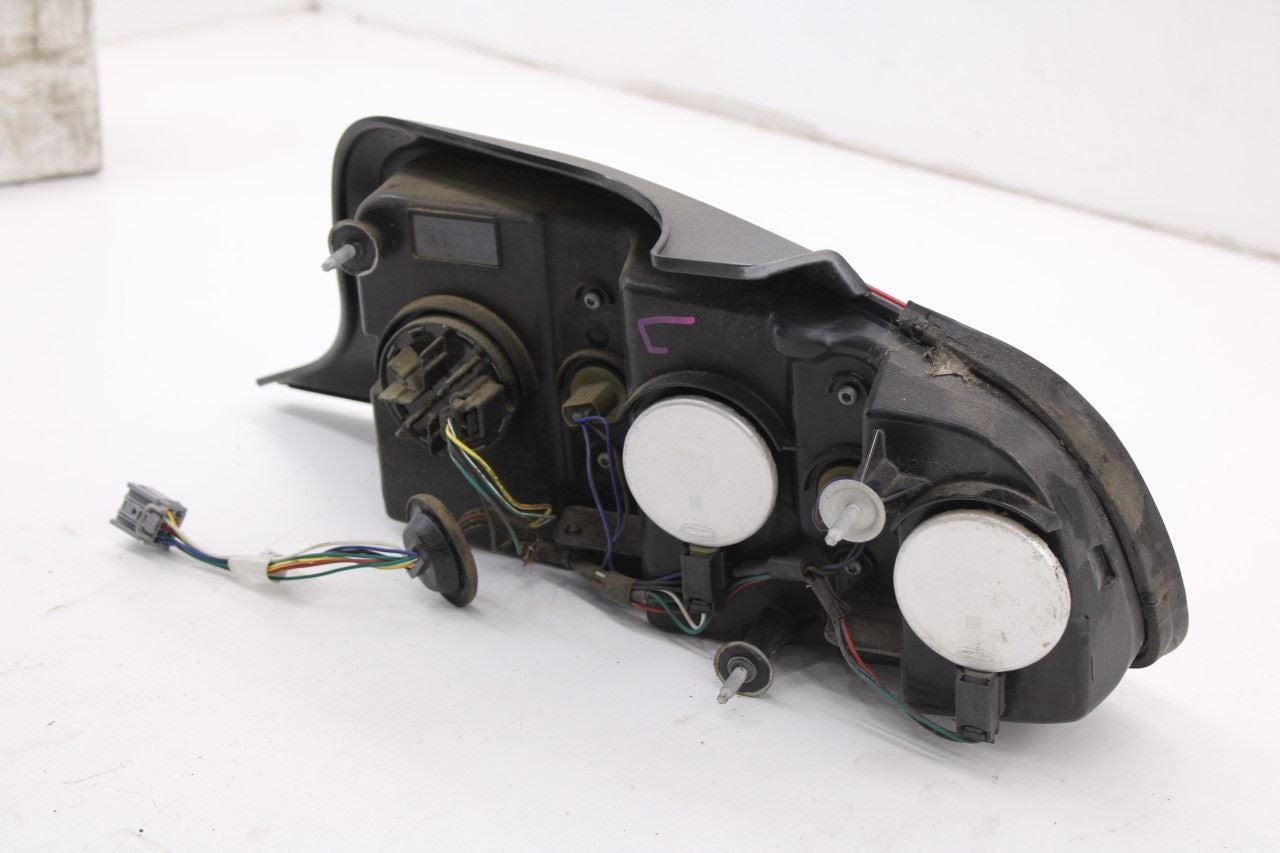 2010-12 Ford Mustang Conv V6 Rear Left Driver Side Tail Light Lamp AR33-13B505-A6
