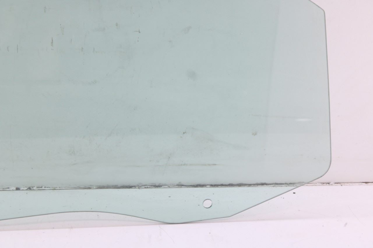 2008-20 Dodge Grand Caravan SXT Front Right Door Window Movable Glass 4894610AB4